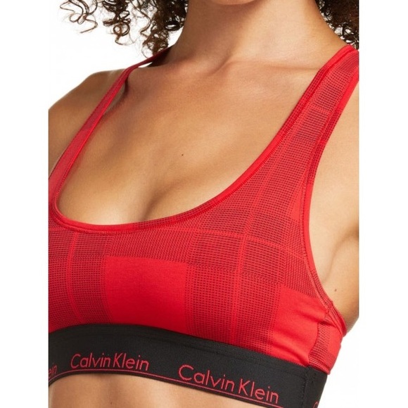 Calvin Klein Modern Cotton Unlined Bralette and Underwear Set Size: Medium - Picture 8 of 11